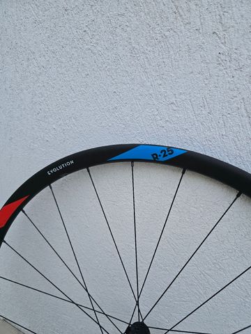 Used Newmen évolution SL R 25 bike — image 3 of 9