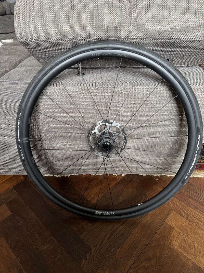 Used Dt Swiss Performance LN 2026 bike — image 3 of 3