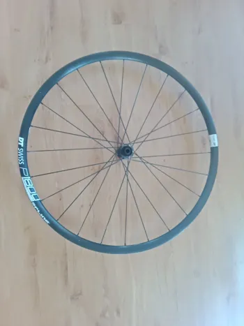 Dt Swiss, 28" Vorderrad P 1800 Spline DB 23