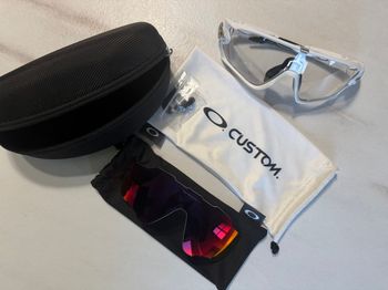 Oakley, Jawbreaker Prizm Road Lenses and Photochromic
