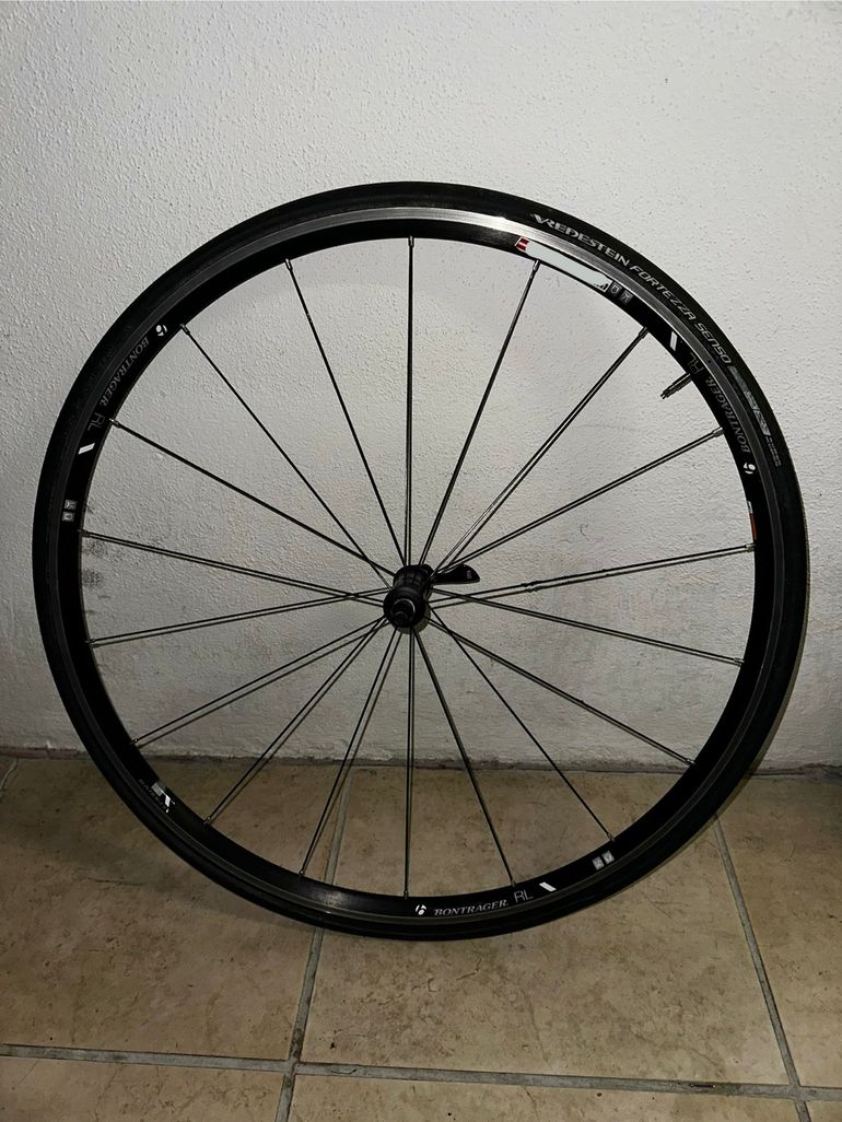 Used Bontrager LT bike — image 1 of 2