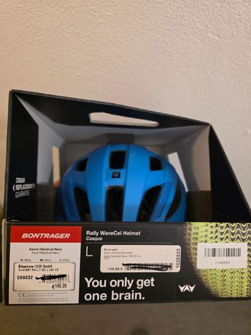 Used Bontrager Helmet bike — image 2 of 5