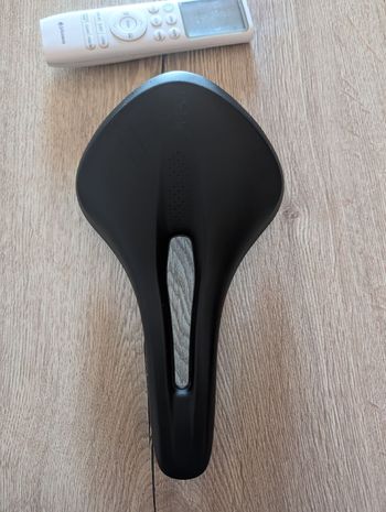 Used Fizik R 1 2025 bike — image 5 of 5
