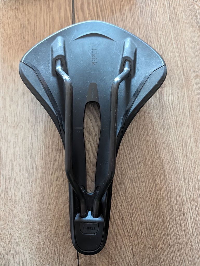 Used Fizik R 1 2025 bike — image 4 of 5
