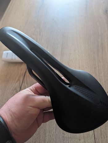 Used Fizik R 1 2025 bike
