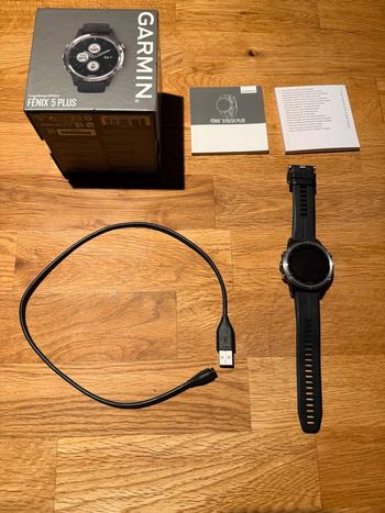 Garmin, Fenix 5 Plus