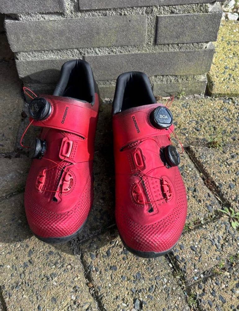 Used Shimano SH-RC702 crimson 2024 bike — image 5 of 6