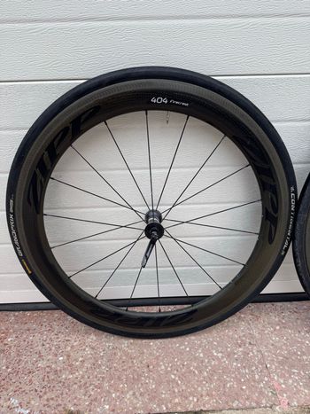 Used Zipp 404 + 808 Firecrest Carbon 2018 bike — image 6 of 8