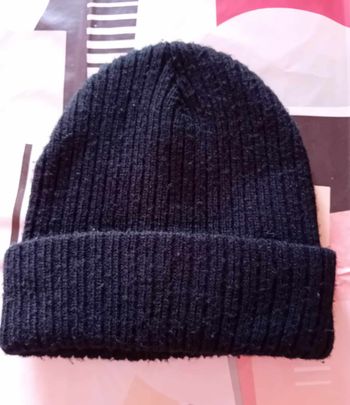 Nessuno, Cappello invernale