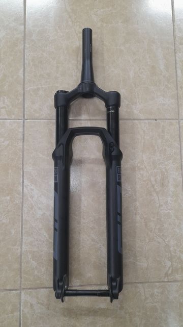 Käytetty RockShox SID 2024 Fork