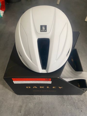 Brugt Oakley Velo Mach Helmet 2026 bike — billede 4 af 8
