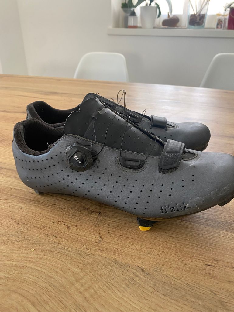 Used Fizik Tempo 2022 bike — image 1 of 3