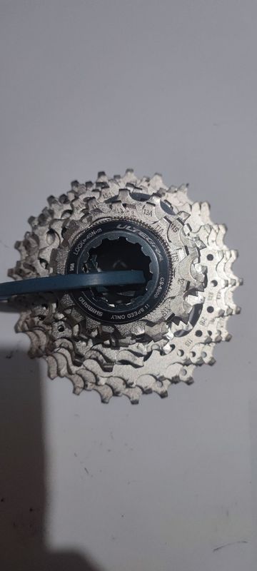 Used Shimano 11 Speed Cassette Drivetrain & Pedals