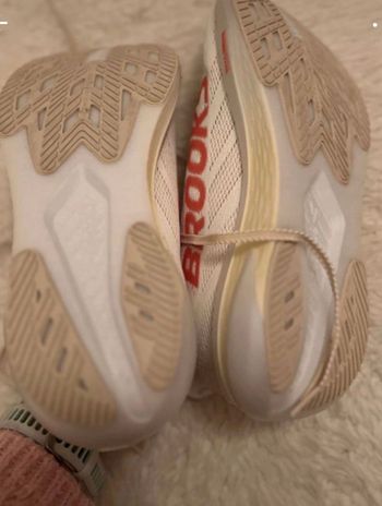 Used Brooks Hyperion 2025 bike — image 3 of 4