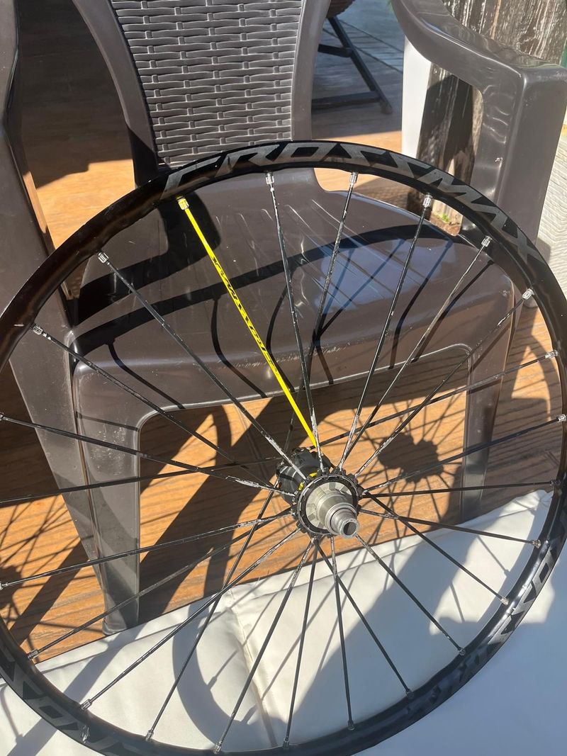 Used Mavic Crossmax SL Pro 29 2018 bike — image 4 of 7