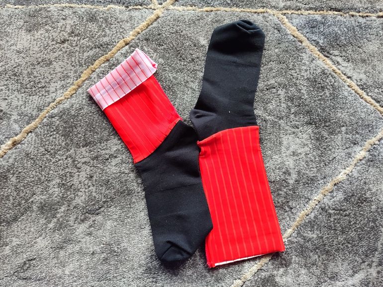 Used Socks Calcetines Ciclismo Aero bike — image 3 of 3