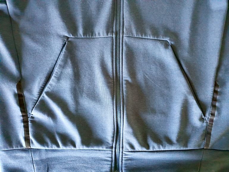 Used Adidas Training Full-Zip 2025 bike — image 4 of 10