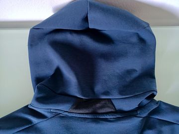 Used Adidas Training Full-Zip 2025 bike — image 6 of 10