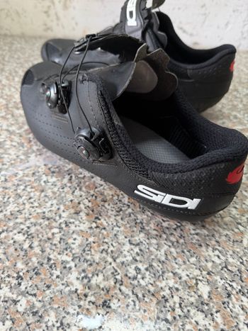 Used Sidi Genius 10 2024 bike — image 9 of 10