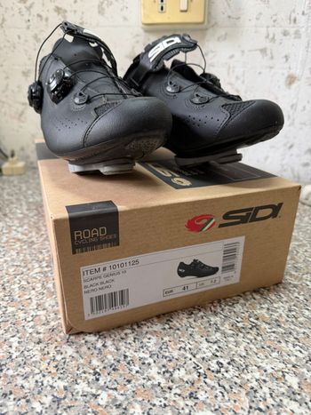 Used Sidi Genius 10 2024 bike — image 5 of 10