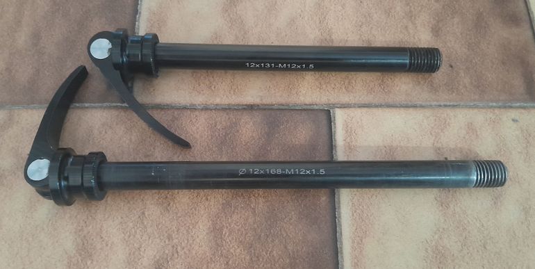 Used cbt Axes de serrages rapides de roues bike — image 1 of 3