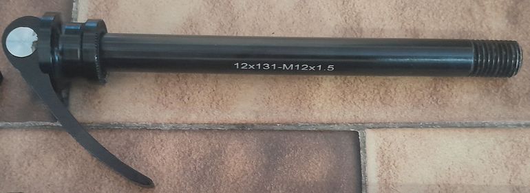 Used cbt Axes de serrages rapides de roues bike — image 2 of 3