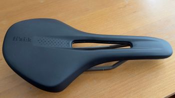 Fizik, Vento Antares R3 Saddle
