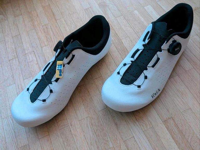 Used Fizik Vento Omna Wide 2026 bike — image 1 of 6