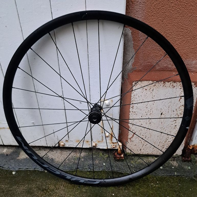 Used Fulcrum RD600 Wheelset disk 2025 bike — image 2 of 5