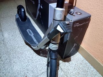Used Oxelo Town 9 bike — image 7 of 9
