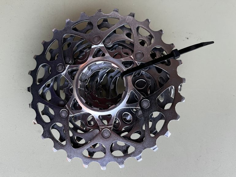 Used Sram Force 11V 11-28 Cassette bike — image 2 of 6
