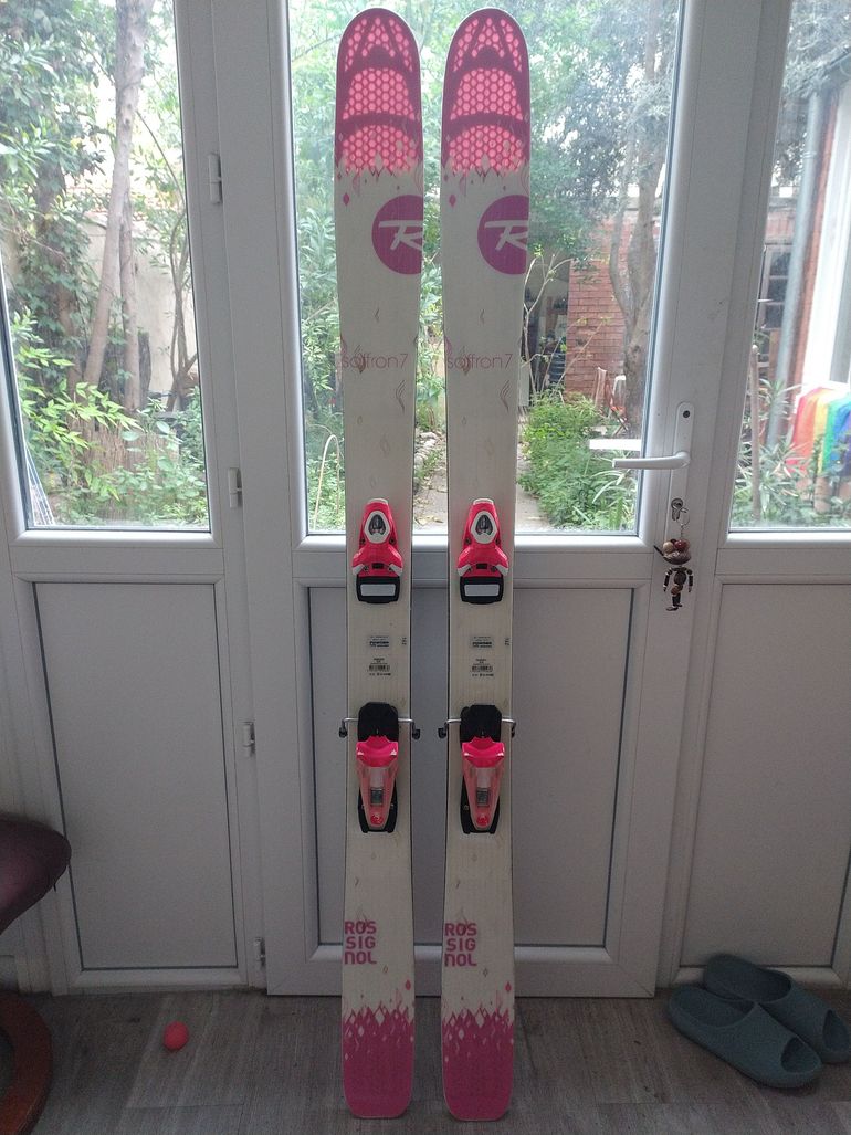 Used Rossignol Saffron 7 Skis 162cm 2016 bike — image 1 of 5