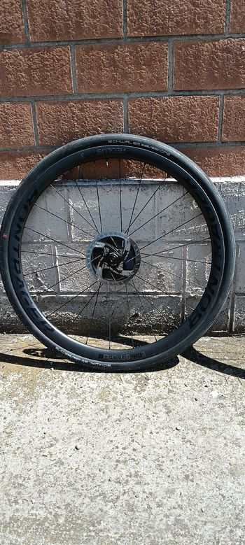 Used Bontrager Carbon Fiber Wheels bike — image 6 of 6