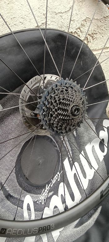 Used Bontrager Carbon Fiber Wheels bike — image 2 of 6