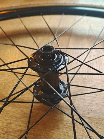 Brugt Dt Swiss R470DB bike — billede 12 af 14