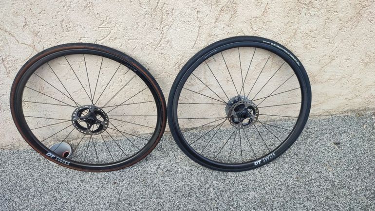Used Dt Swiss Mont chasseral 25mm 2024 bike — image 1 of 4