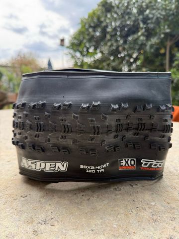 Brugt Maxxis Aspen 29x2.40 EXO 2025 Tyres & Tubes