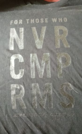 Used Shimano Tee Shirt 2026 bike — image 4 of 5