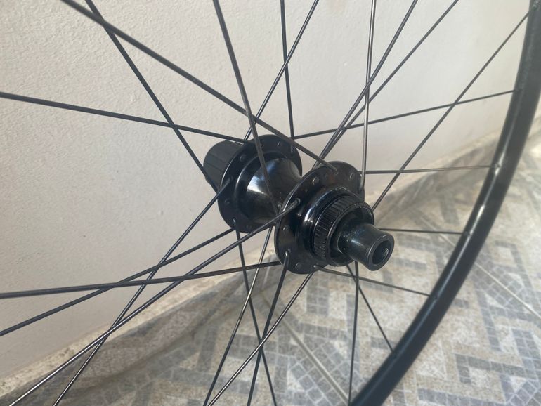 Used Dt Swiss R 470 Wheelset 2025 bike — image 5 of 9