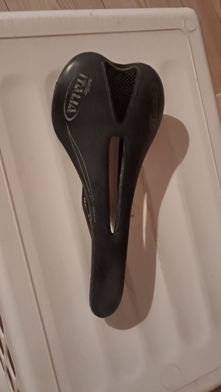 Used Selle Italia Sella in carbonio bike — image 1 of 4