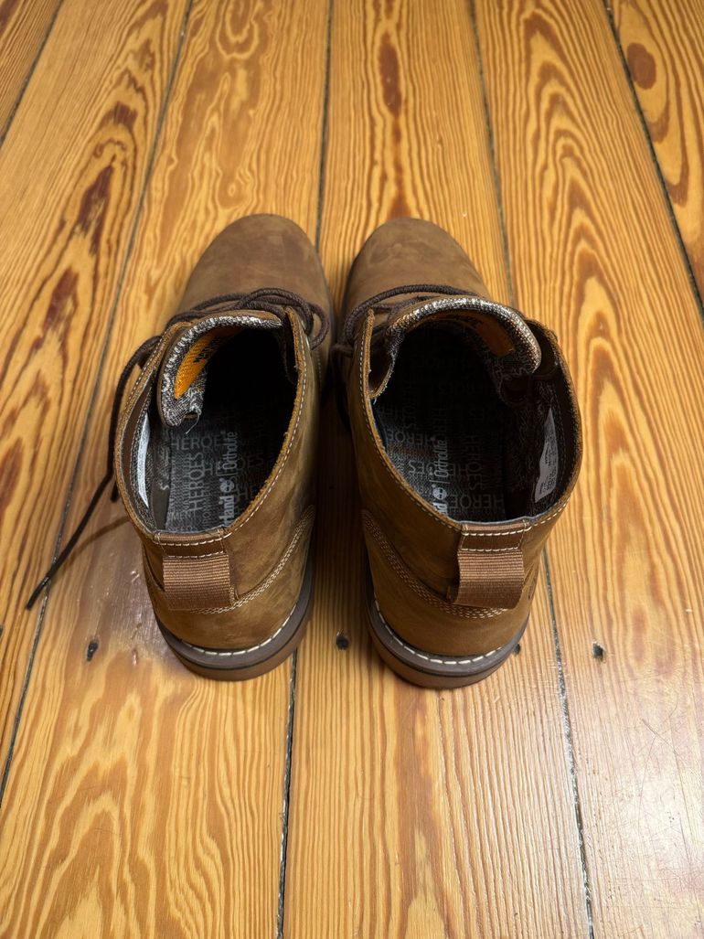 Used Timberland Larchmont Chukka - ReBOTL Technology - EU44 2023 bike — image 4 of 8
