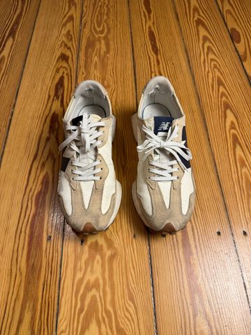 New Balance 327 Navy/Cream - EU41 Running Shoes d'occasion