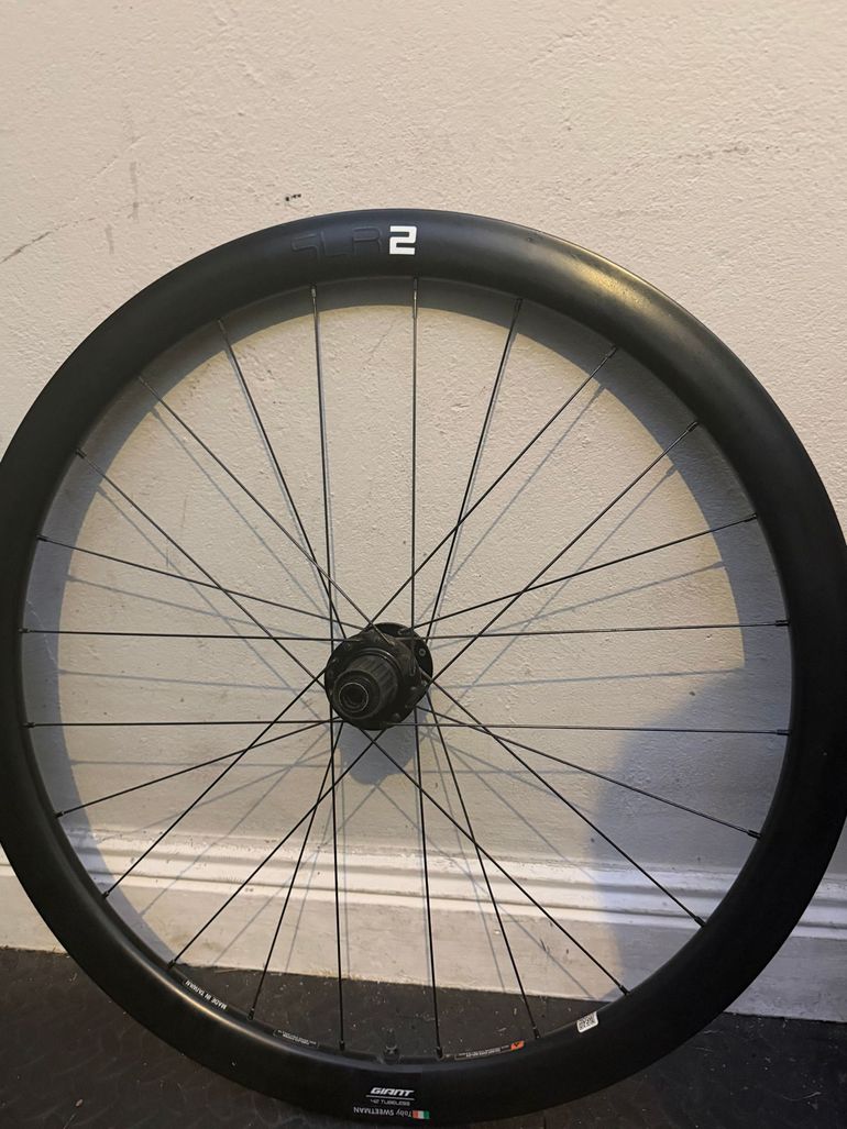 Used Giant SLR 2 42 Disc WheelSystem 2025 bike — image 2 of 7