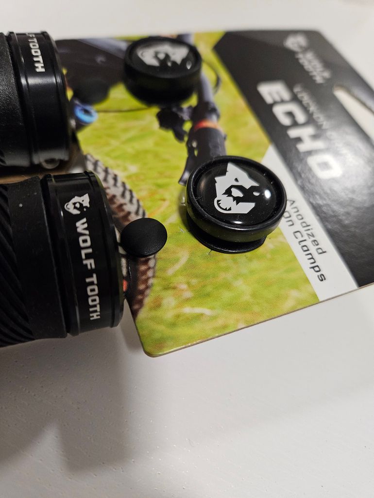Used Wolf Tooth Echo Lock-On Grips 2026 bike — image 5 of 7