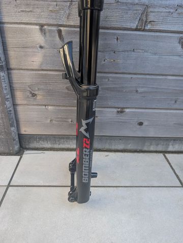 Brugt Marzocchi Bomber Z2 Fork 2022 bike — billede 6 af 6