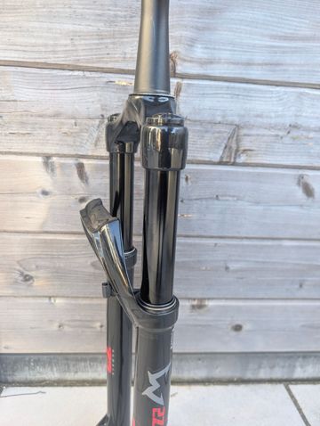 Brugt Marzocchi Bomber Z2 Fork 2022 bike — billede 5 af 6
