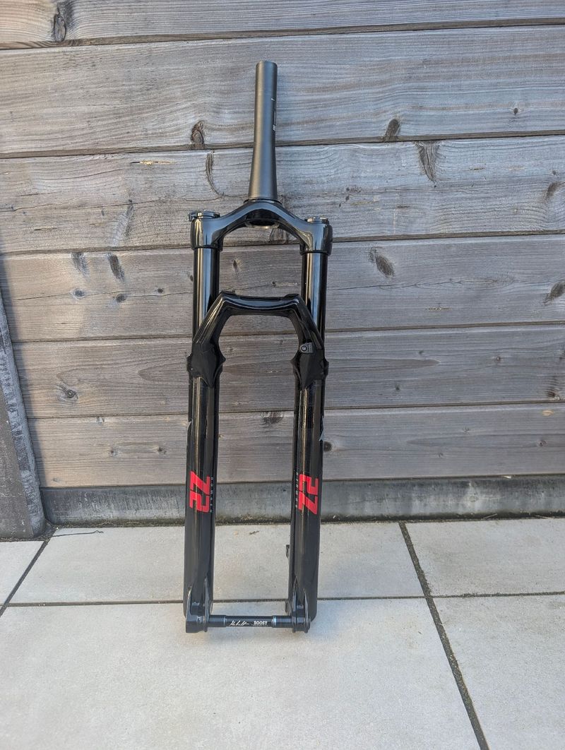 Used Marzocchi Bomber Z2 Fork 2022 Fork