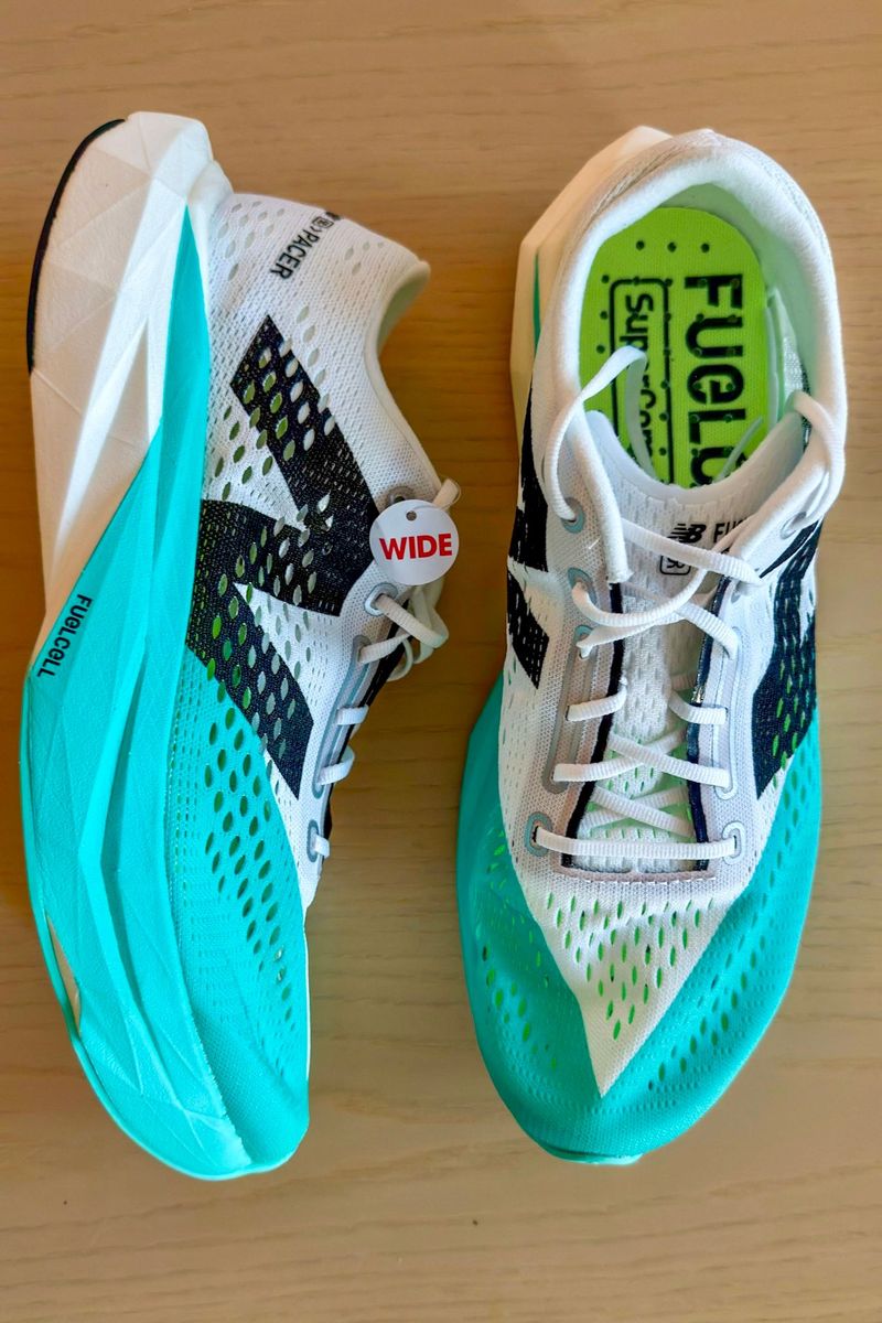 Used New Balance FuelCell SuperComp Pacer v2 Running Shoes