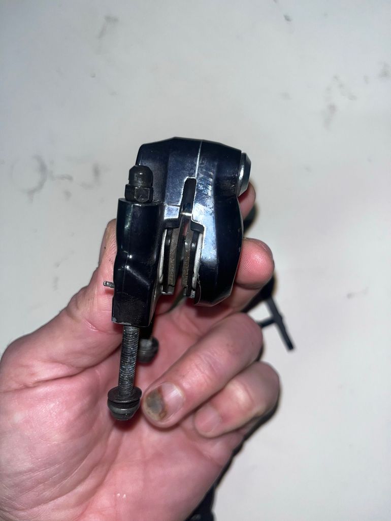 Used Shimano Ultegra R8000 Hydraulic Disc Brakes 2022 bike — image 5 of 5