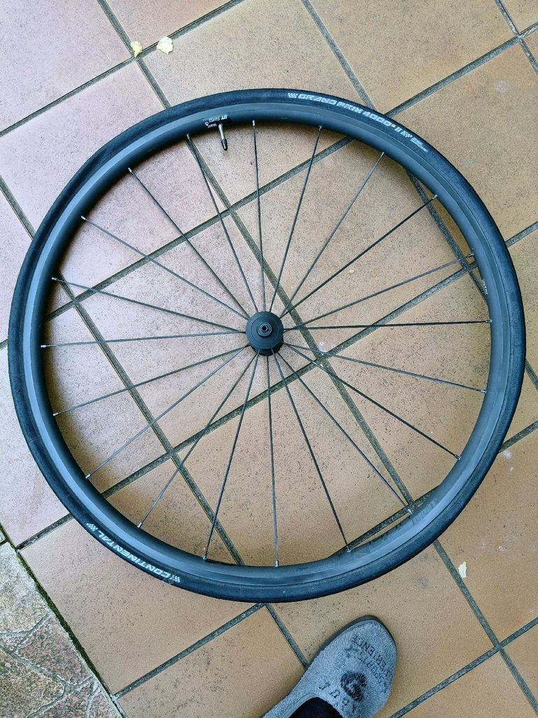 Used Dt Swiss 1400 oxic dicut 2024 bike — image 13 of 16